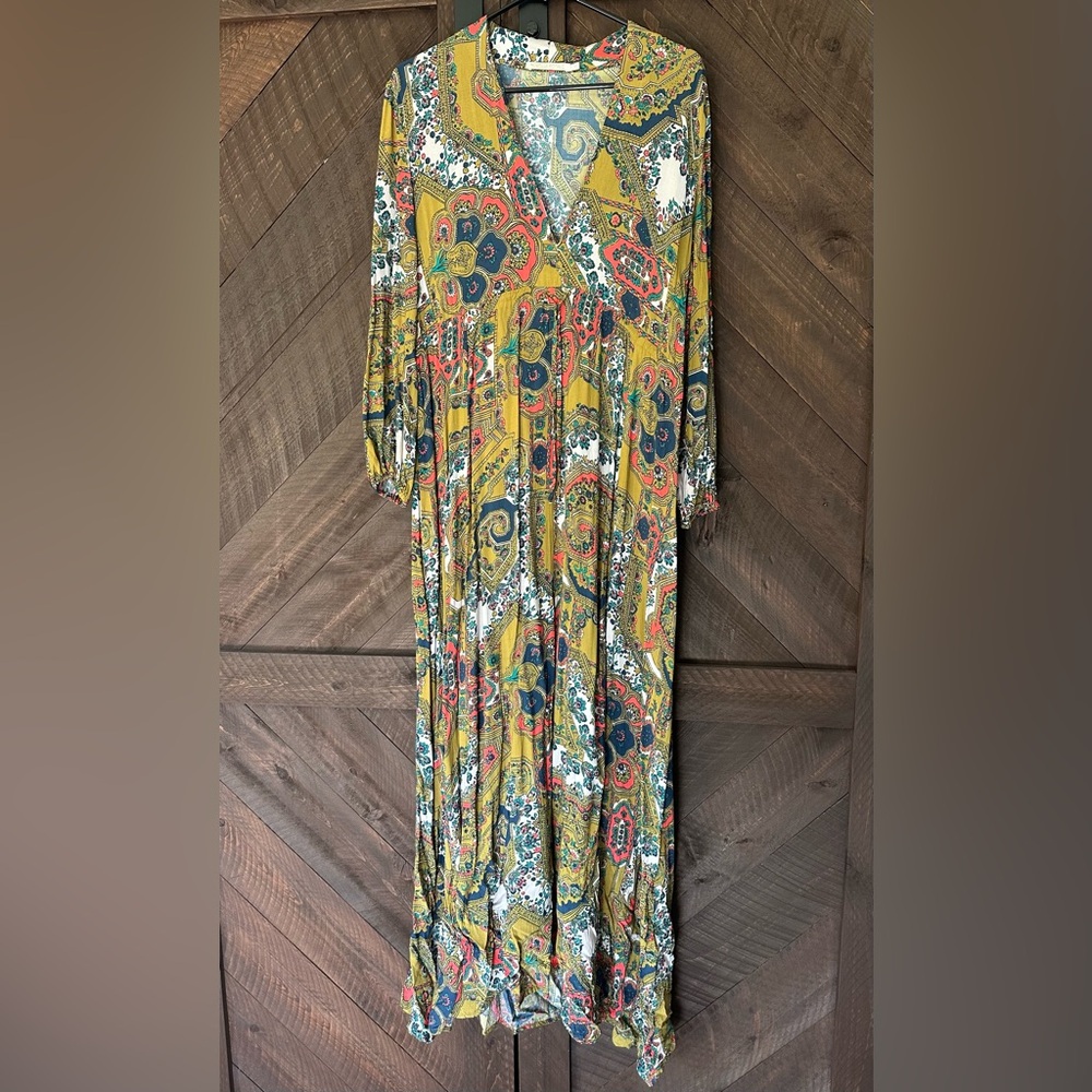 Novella Royale Multicolor Paisley Dress